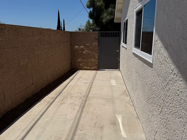 Side yard
