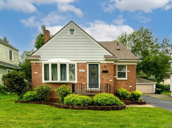 147 Chippewa Rd, Pontiac, MI 48341