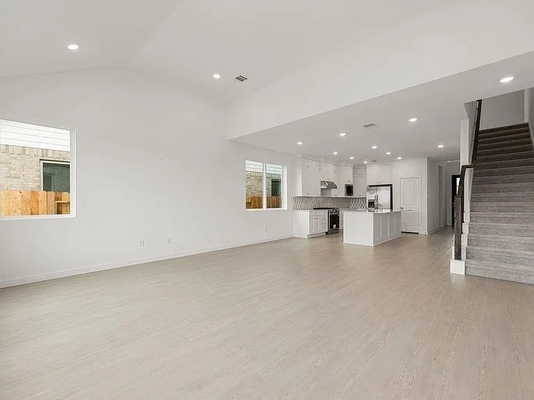 6411 Symphony Wave Dr — Photo 11