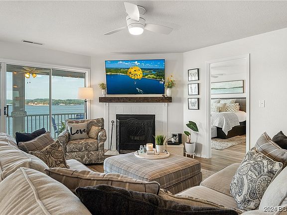 2nd image of 320 Regatta Bay Cir #2A