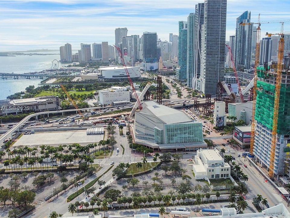 1st image of 1717 N Bayshore Dr #A-2252