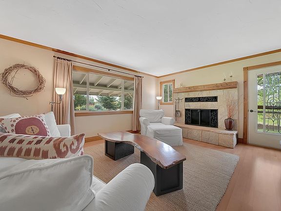 3rd image of 10801 Shenandoah Rd