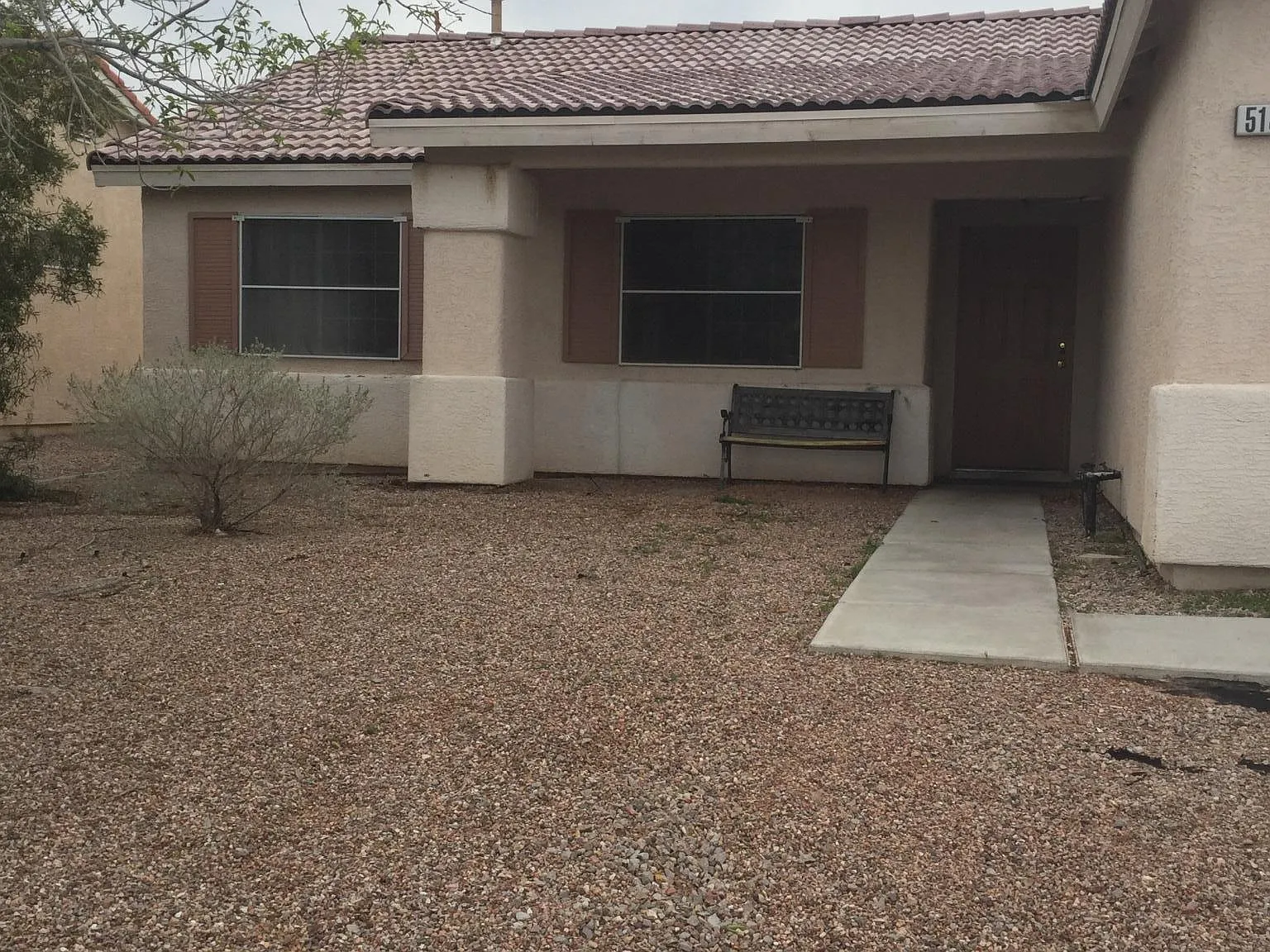 3 bed, 1141 sqft, $1,795 — Photo 2