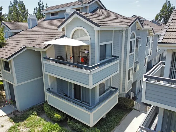26808 Claudette St Unit 332, Santa Clarita, CA 91351