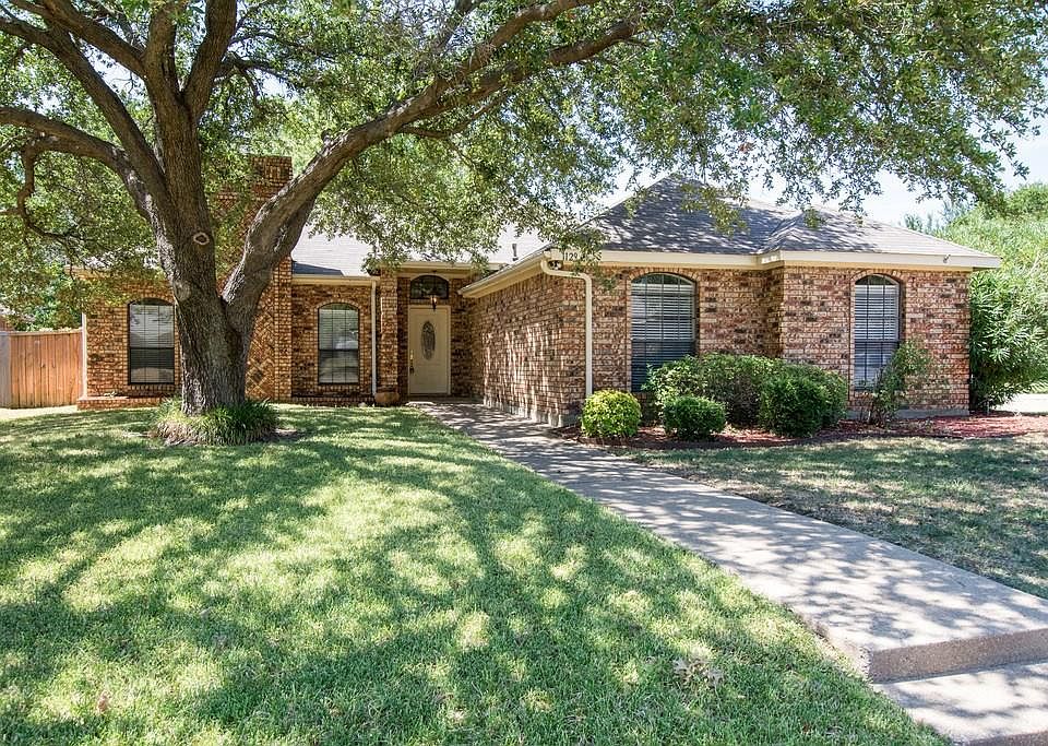 1st image of 1129 Coker Dr