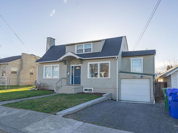 3rd image of 1212 14th St