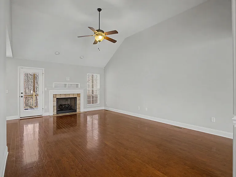5385 Rose Glen Ct — Photo 13