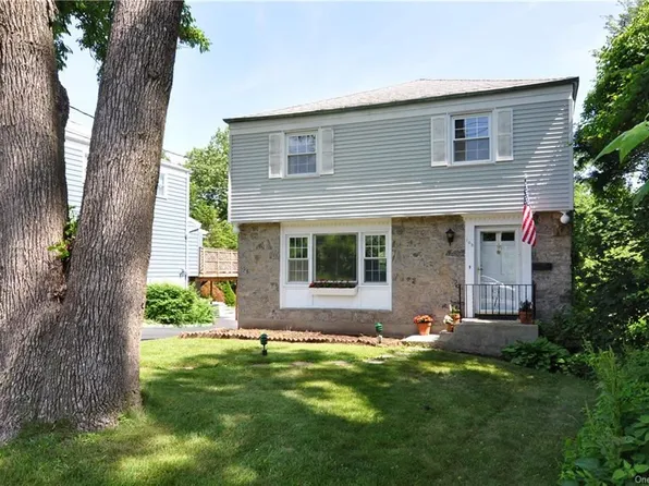 105 Highland Ave, Eastchester, NY 10709