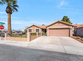 6656 Light Breeze Dr, Las Vegas, NV 89108