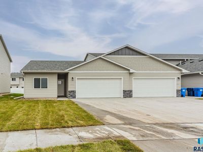 2600 E Bison Trl, Sioux Falls, SD, 57108