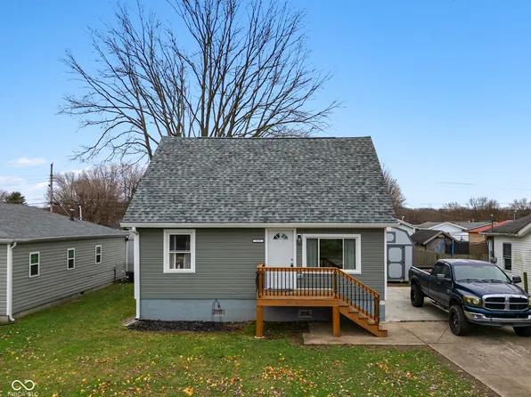 523 Fairview Dr, Columbus, IN 47201