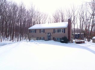 50 Lantern Ln, Hooksett, NH 03106