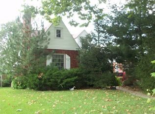 9010 Lackland Rd, Saint Louis, MO 63114