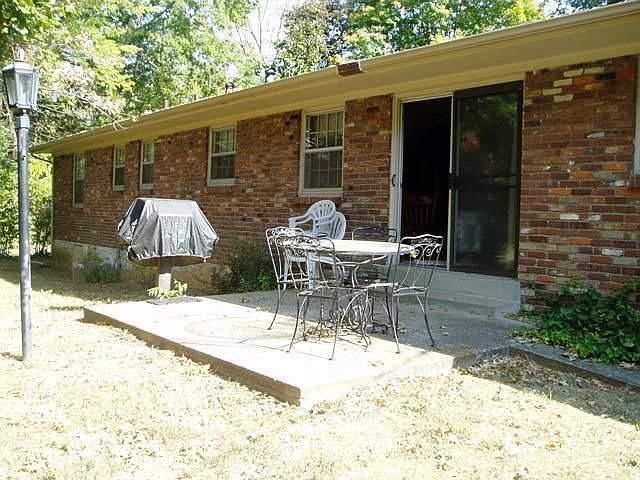 2nd image of 631 Cottonwood Dr