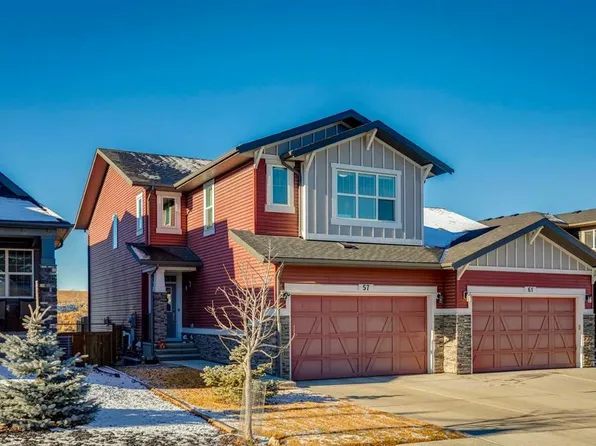 57 E Crestridge Bay SW, Calgary, AB T3B 6H2