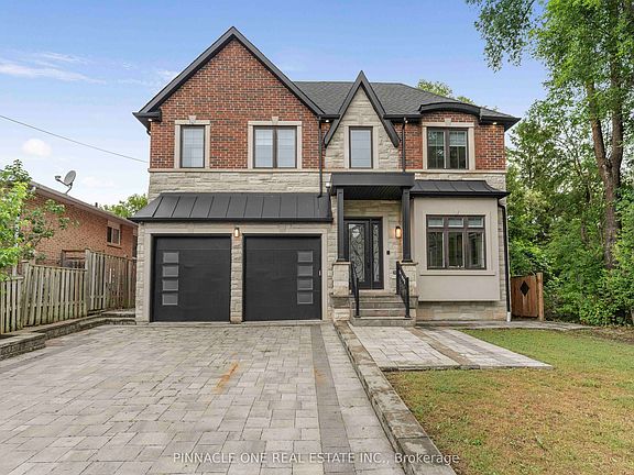 2nd image of 832 Sheppard Ave