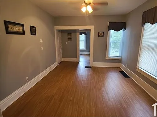 228 N Avon St #2 — Photo 15