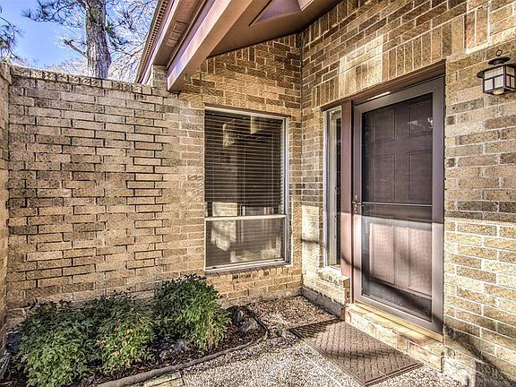 2nd image of 16219 Shady Elms Dr