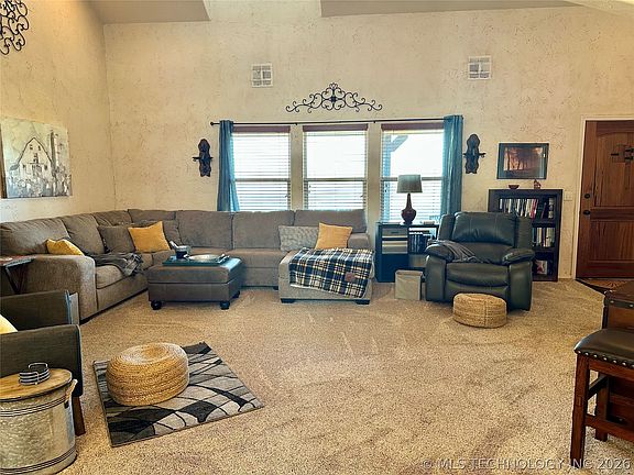 4th image of 199 Buel Green Rd