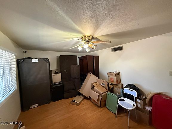 3rd image of 1510 E DOLPHIN Avenue