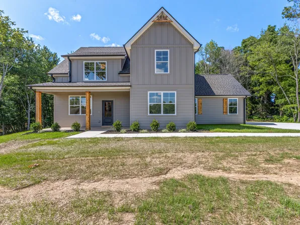 1001 Walnut Grove Rd, Dickson, TN 37055