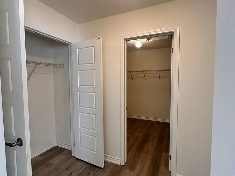 516 Equestrian Way — Photo 13