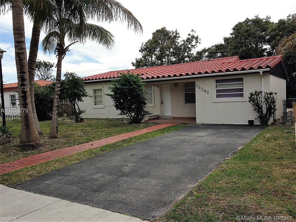 2nd image of 18340 NE 20th Pl