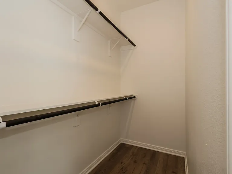 15652 Plum Brook Dr — Photo 15