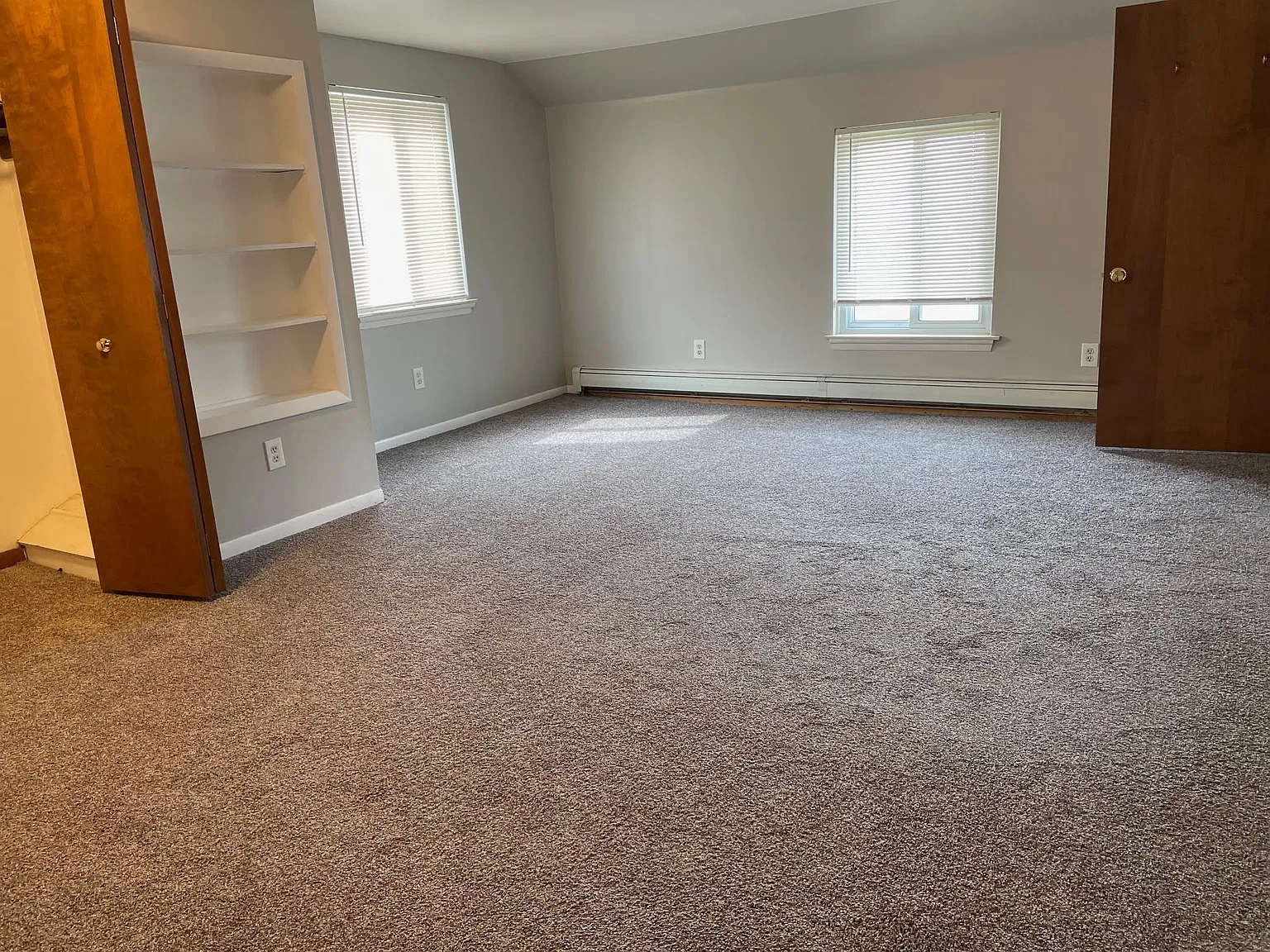 2 bed, 1.5 bath, 1250 sqft, $1,400 — Photo 4