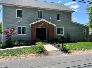 46 Gold Mine Rd, Budd Lake, NJ 07828