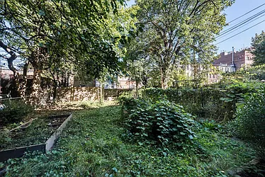 Rented by Nest Seekers International