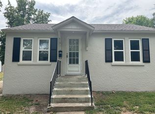 614 E 14th St, Carthage, MO 64836