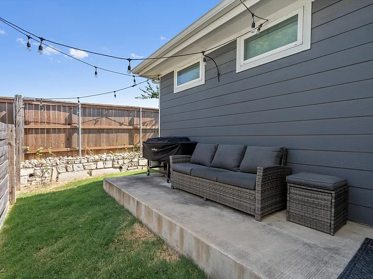 7407 Oberon St — Photo 21