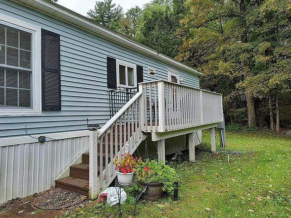 2nd image of 413 COLOGNE Avenue