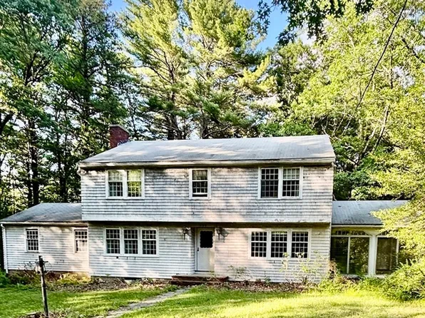 137 Spofford Rd, Boxford, MA 01921