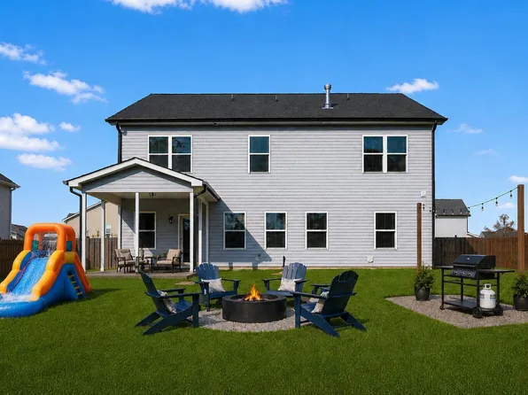36 Skyway Dr, Clayton, NC 27527