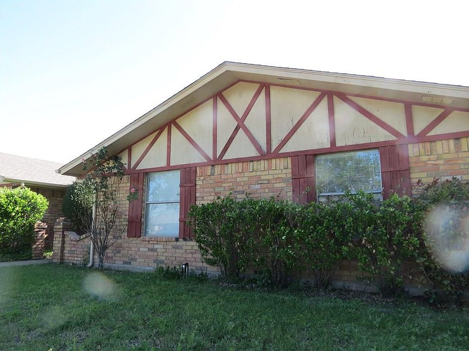 1st image of 1442 Pinnacle Peak Dr