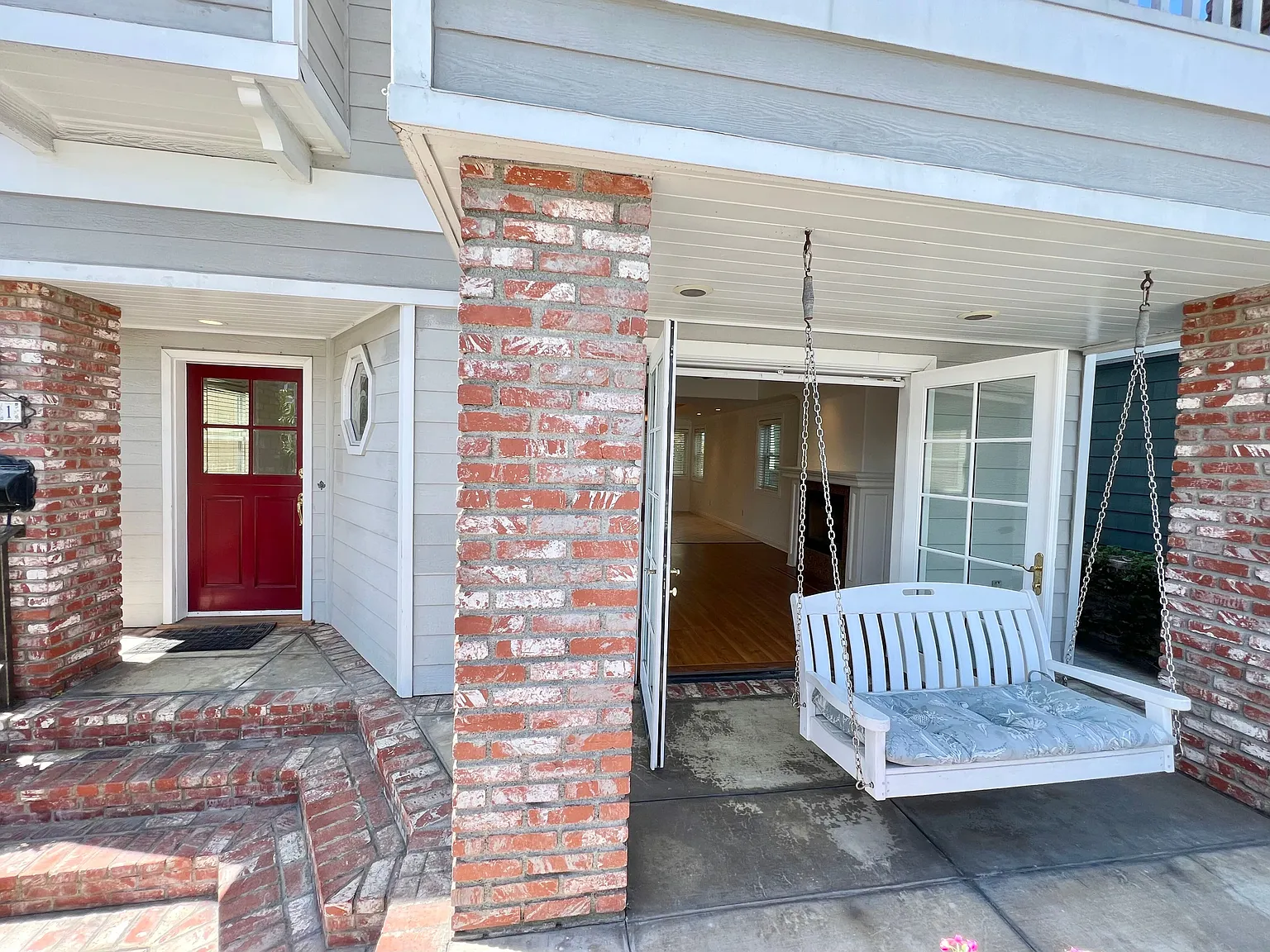 3 bed, 2612 sqft, $10,000 — Photo 2