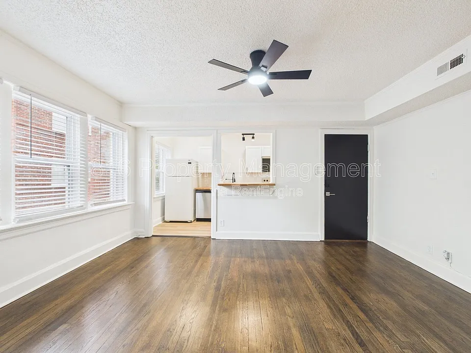 3700 Wyoming St #303