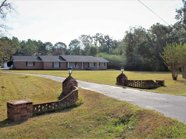 307 Hattaway Rd, Opp, AL 36467