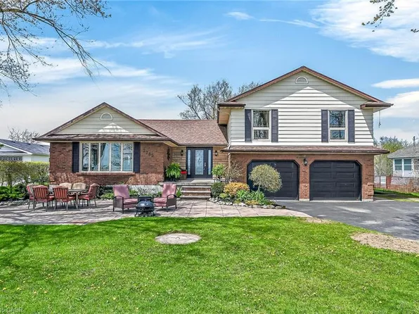 2785 Lakeshore Rd, Haldimand County, ON N1A 2W8