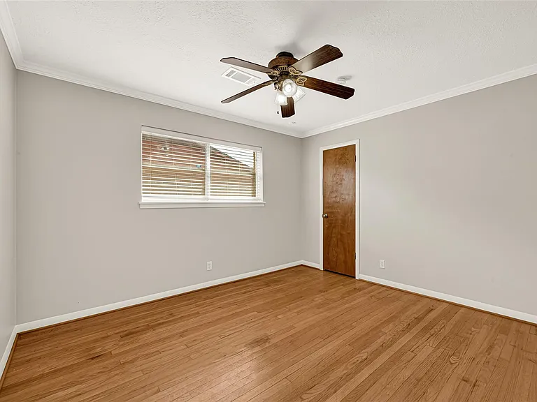 9927 Southport Dr — Photo 14