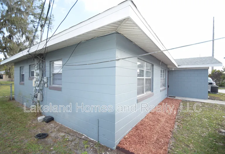 1034 Berkley Rd — Photo 18