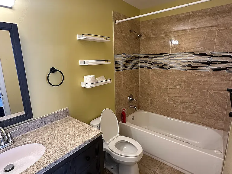 7213 S Vincennes Ave — Photo 3