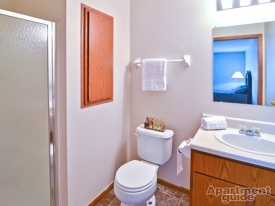 1st image of 3757 Gateway Lakes Dr