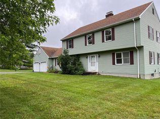 12 Sean Meadow Dr, Morris, CT 06763