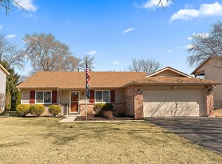 322 Thistle Dr, Bolingbrook, IL 60490