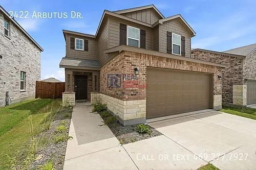 2422 Arbutus Dr Photo 1