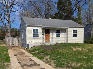 141 Cameron Rd, Saint Louis, MO 63137