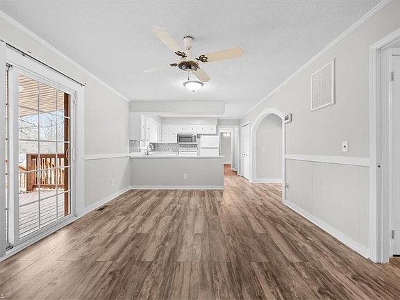 5th image of 2436 Hillford Dr